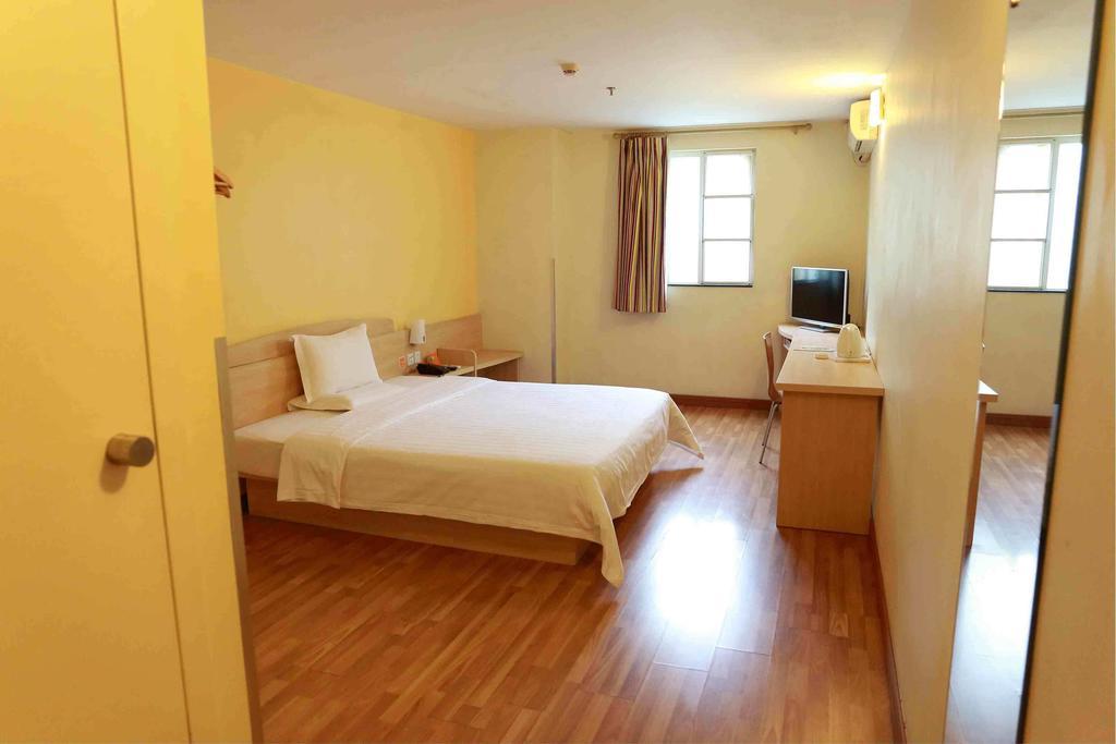 7Days Inn Heyuan Cultrual Palace Renren Le Habitación foto